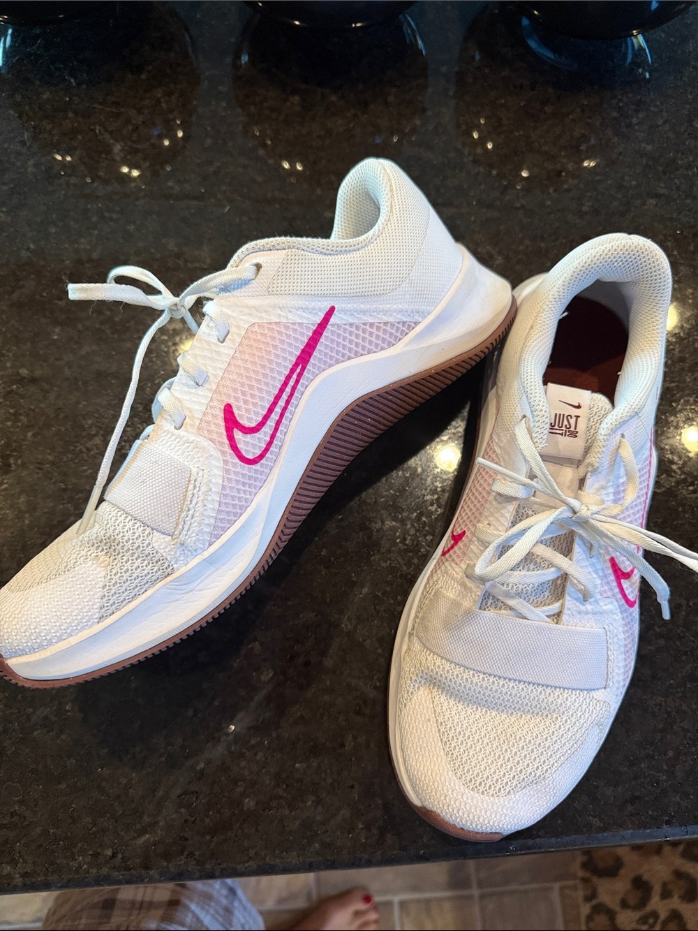 Nike Women’s White Athletic Sneakers with Fuchsia Swoosh